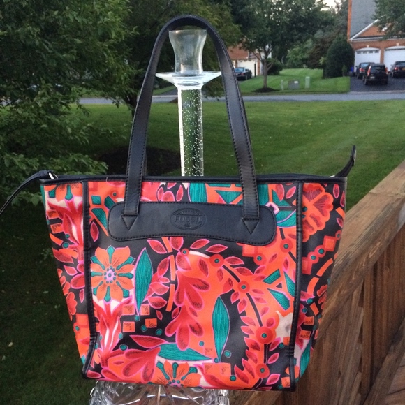 Fossil Zip Pattern Shoulder Bag - Picture 6 of 7